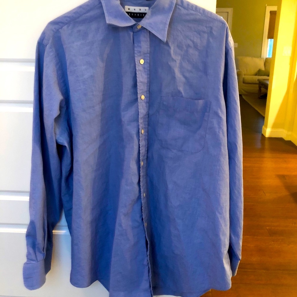 ⭐️4/25 Marc Jeffries Collared Button Down